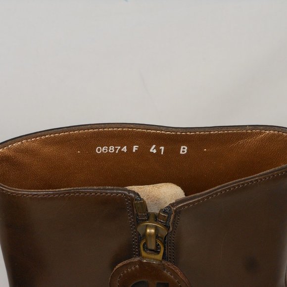 Charles Jourdan women's heeled ankle boots. - Picture 6 of 9